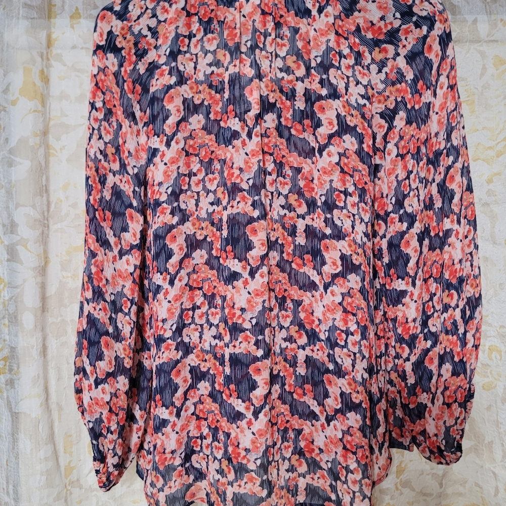 100% silk blouse - Picture 4 of 14